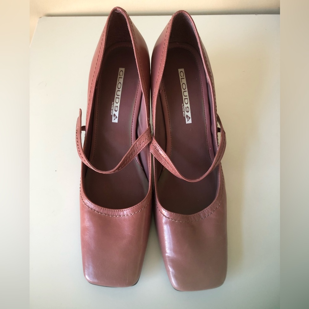 ☀️👠 Cloud Nine by Nine West shoes